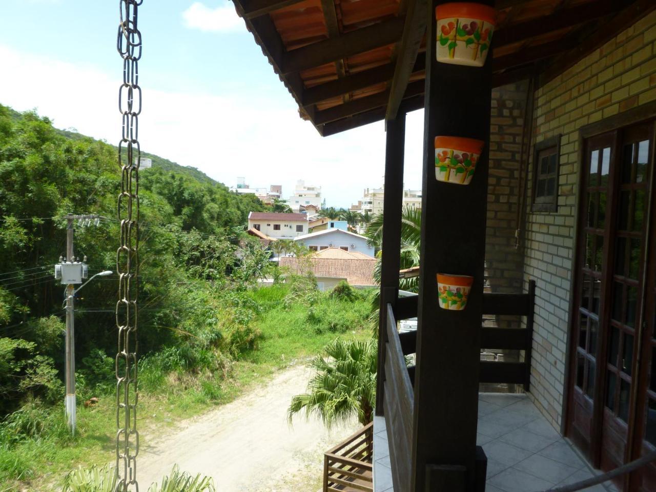 Apartamento 12 - Bombinhas - 200 Metros Da Praia Esterno foto