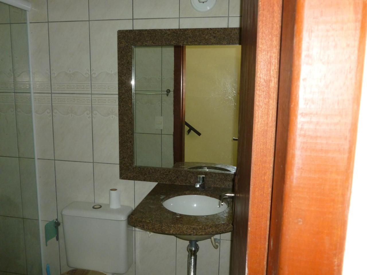 Apartamento 12 - Bombinhas - 200 Metros Da Praia Esterno foto
